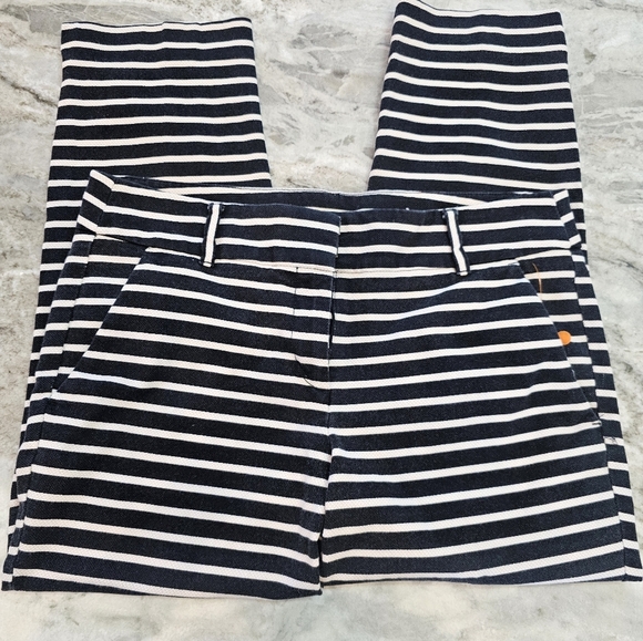 SALE-Loft Marisa women's charcoal and white stripped ankle pants size 6 - Picture 1 of 11
